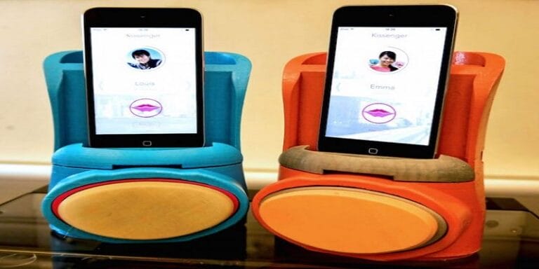 Strengthen Long-Distance Love with Kissenger's Virtual Kiss