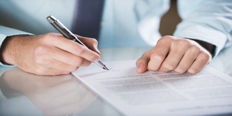 Choosing the Right Criminal Defense Lawyer: Key Benefits