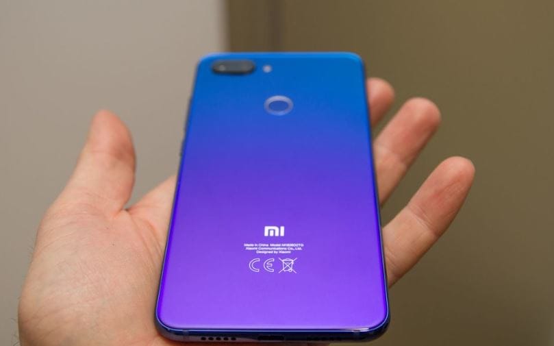 Xiaomi Mi 8 Lite Looks