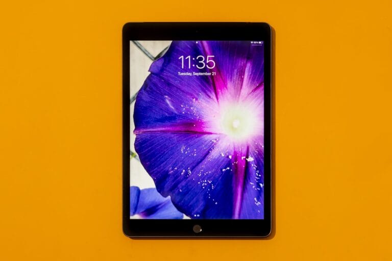 Exploring iPad's Portability: Is It Easy to Carry?