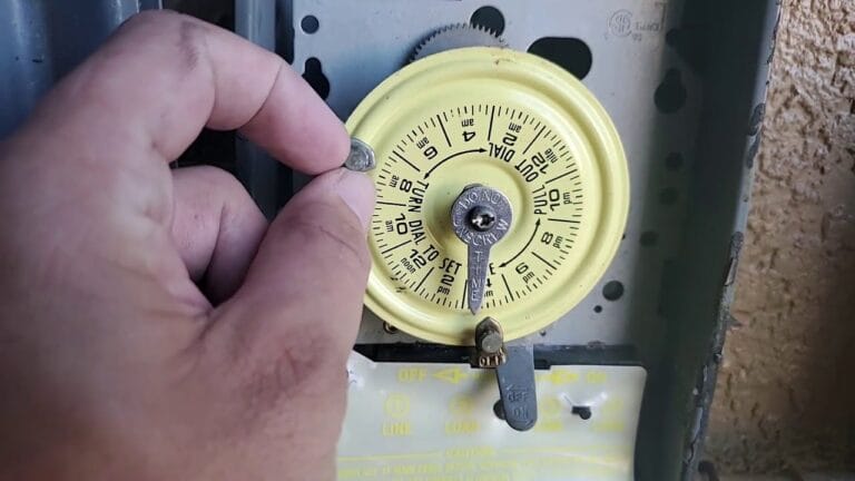 Guide to Safely Turning Off Your Pool Pump
